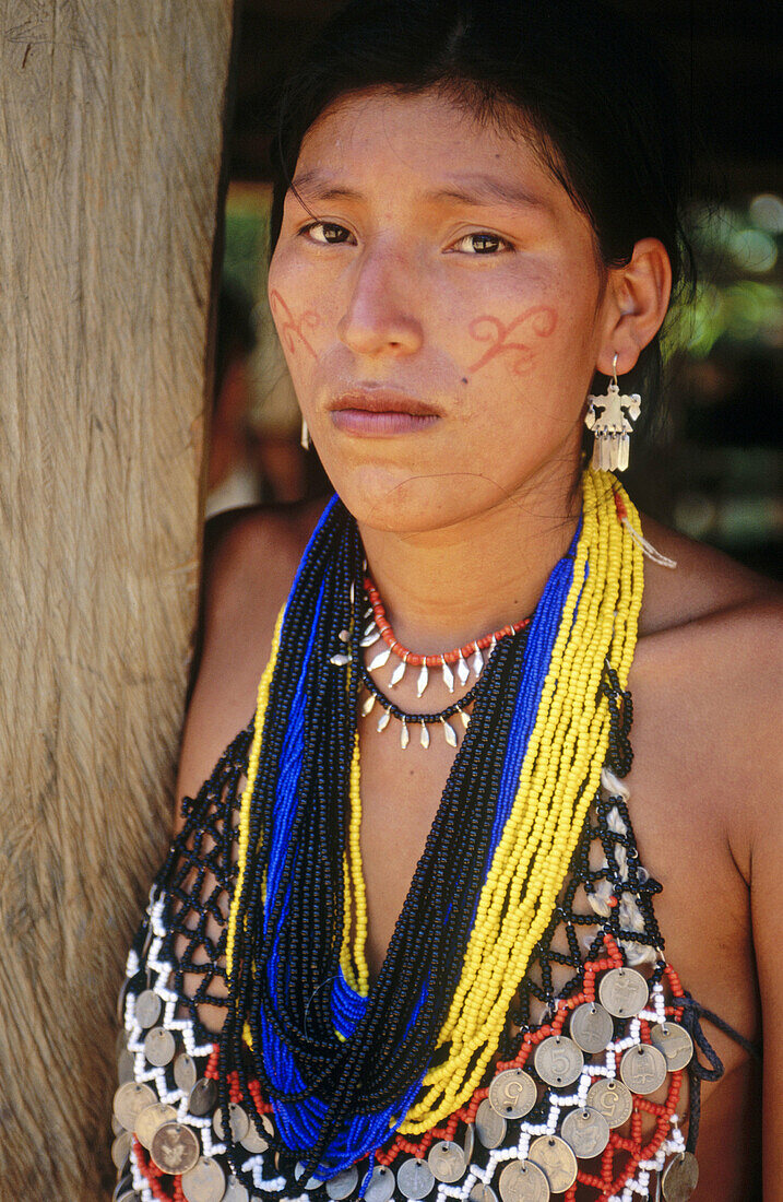 Emberá Indian Chagres National Park License image lookphotos