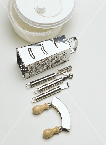 Assorted Kitchen Utensils