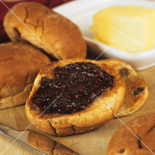 Toasted teacake with jam