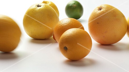 Rolling citrus fruit