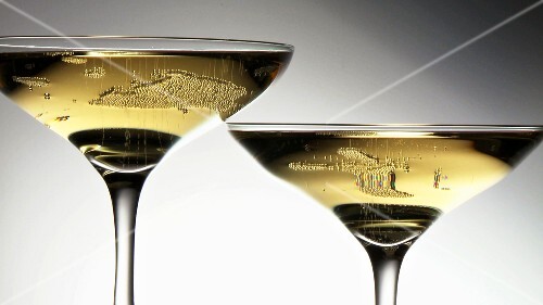 Two glasses of champagne