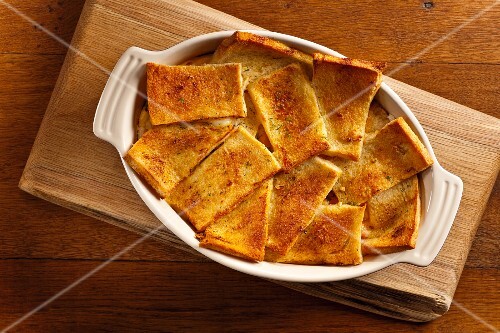 Salmon bake with a bread crust