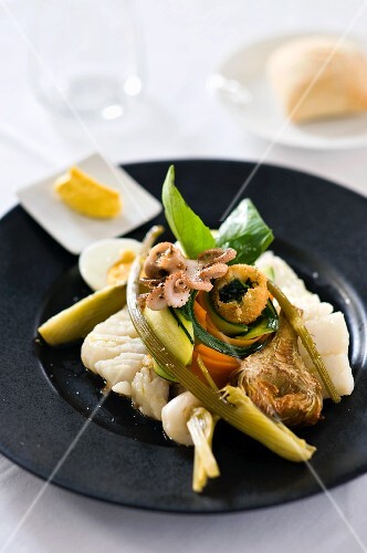 Fish and octopus with vegetable roll