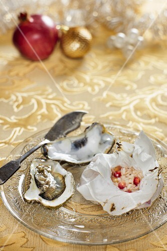 Oysters with little rice sacks for Christmas