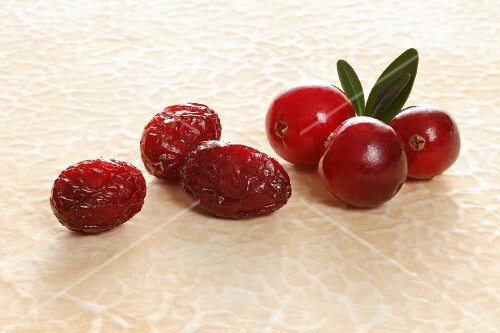 Cranberries, fresh and dried
