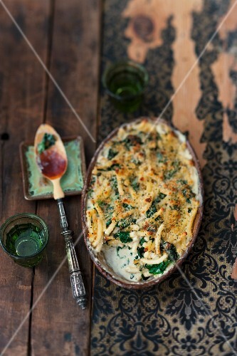 Maccaroni and spinach bake