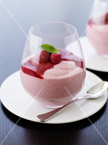 Raspberry mousse