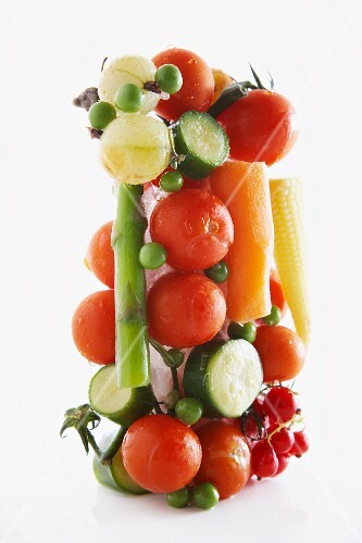 Vegetable tower with red currants
