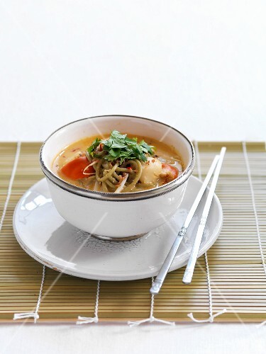 Laksa with scallops (Asia)