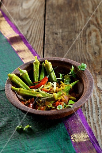 Indian okra medley (Ayurvedic cuisine)