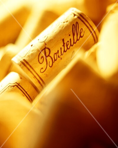 Wine corks with the word 'bouteille'
