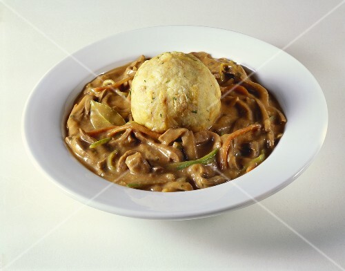 Beuschel (ragout of calf's lungs) with bread dumplings