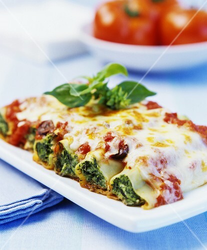 Cannelloni con gli spinaci (Spinach cannelloni)