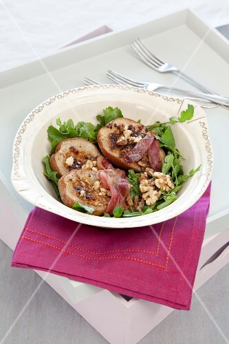 Roasted pears with Cambozola cheese, walnuts and bacon