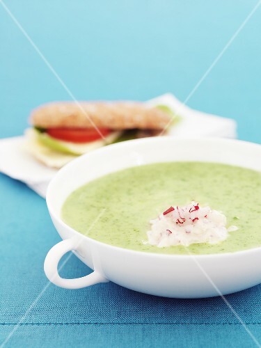 Courgette soup, horseradish cream, tomato & cucumber sandwich