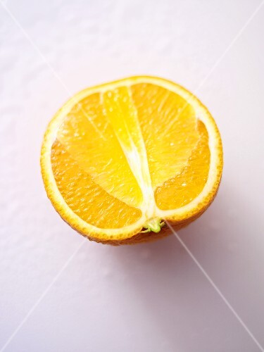 Half an orange (halved lengthways)