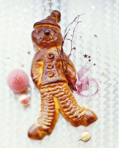 Bread man with hat and Christmas decorations