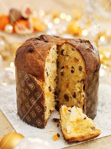 Panettone, sliced