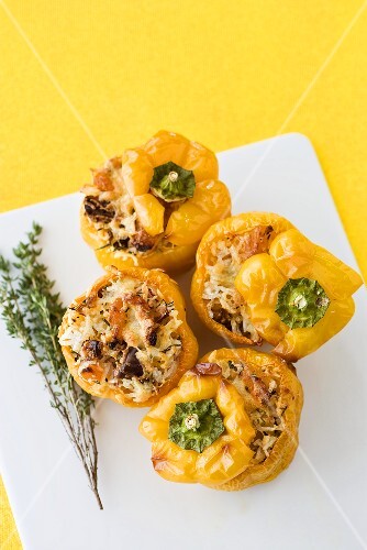 Stuffed yellow peppers