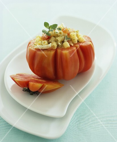 Beefsteak tomato stuffed with pasta