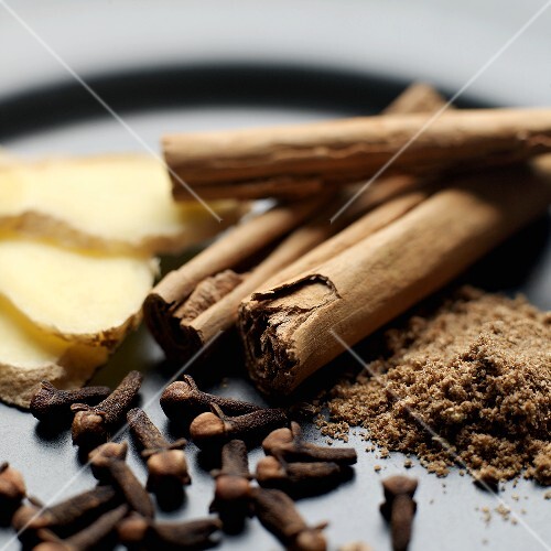 Ginger, cloves and cinnamon