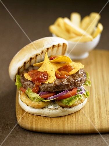 Tex-Mex burger with nachos