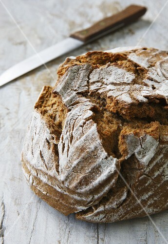 Crusty bread and a knife