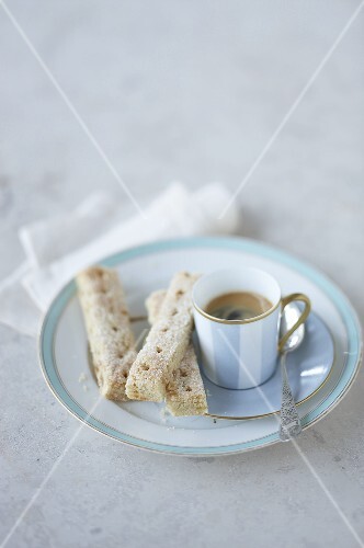 Shortbread and coffee