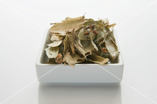 Dried lime leaves and flowers (tiliae flos)