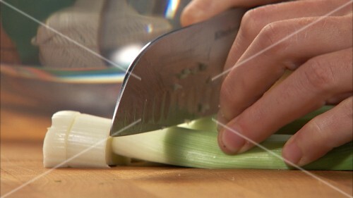 Cutting up leeks