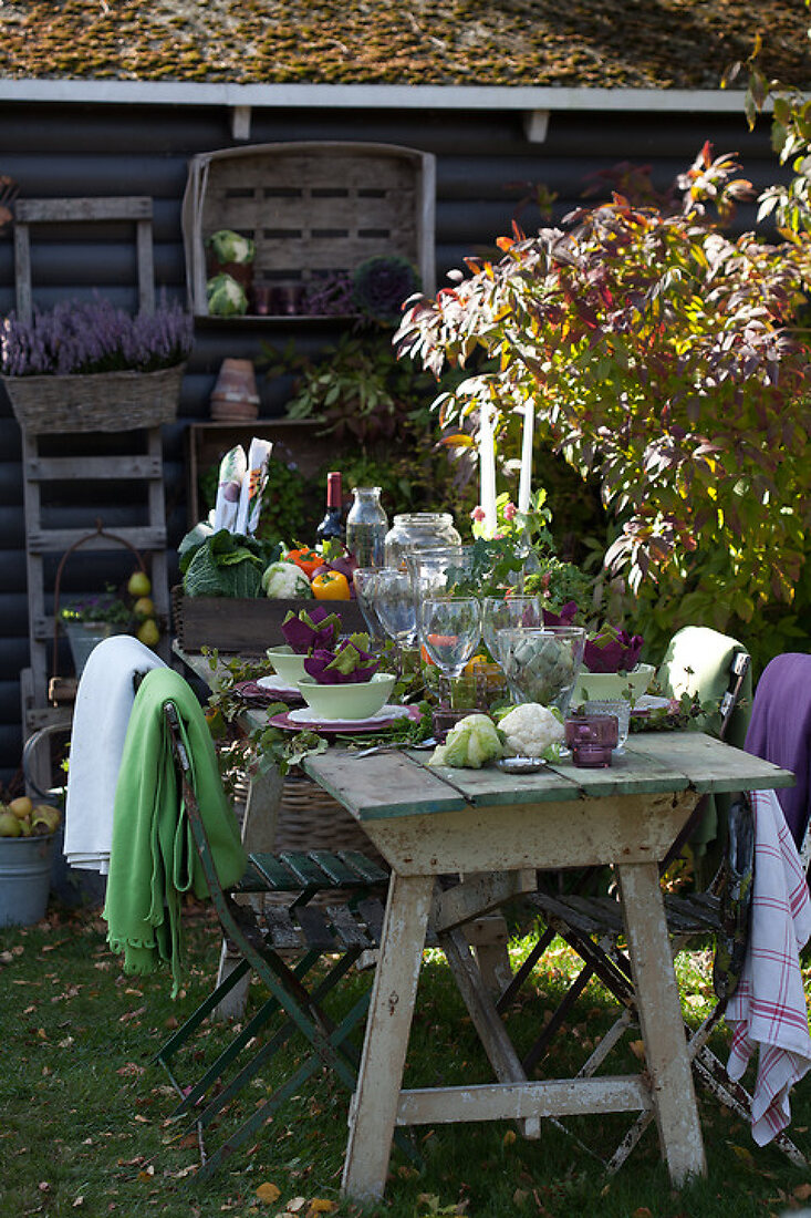 Outdoor Autumn Table Setting