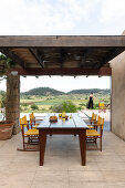 A Seamless Dialogue Between Nature and Design