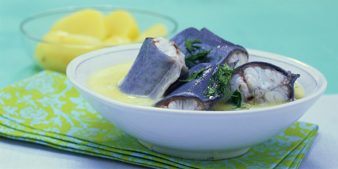 Eel in green (herb) sauce