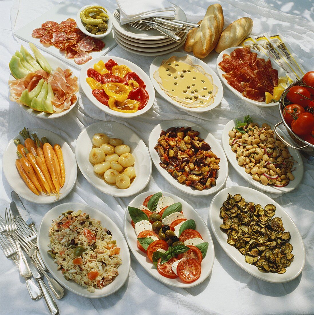 Antipasti misti (Vorspeisen-Buffet, Italien)