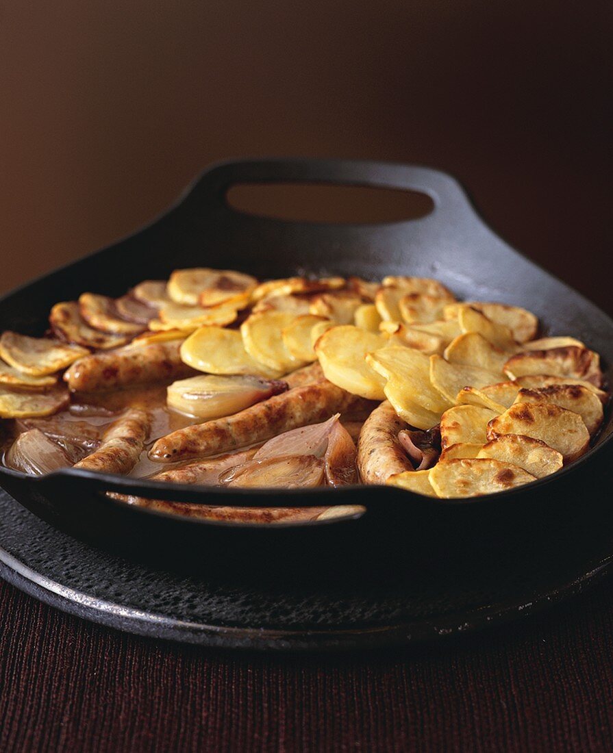 Sausage hotpot (Sausage and potato dish, UK)