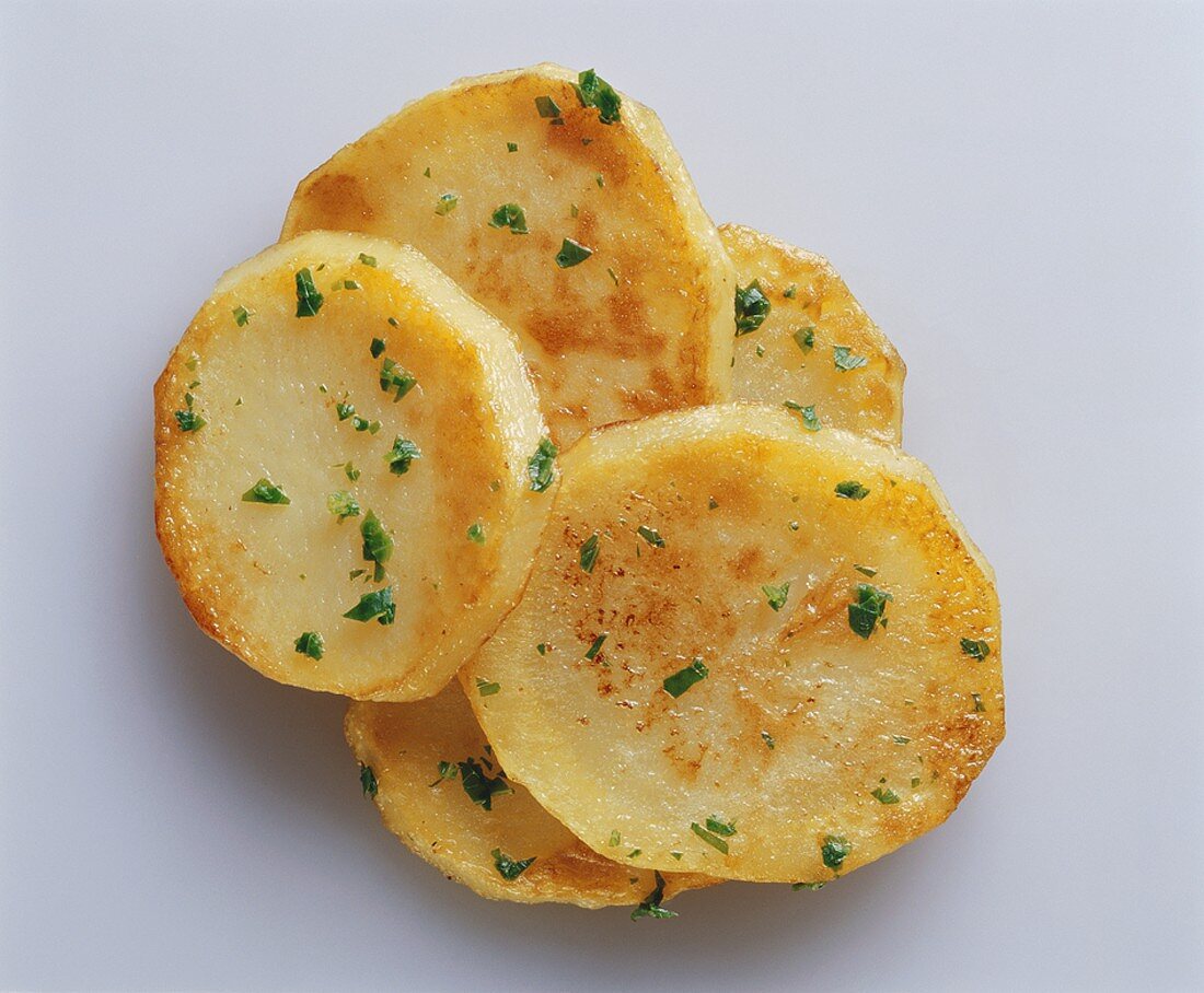 Fried potatoes with parsley