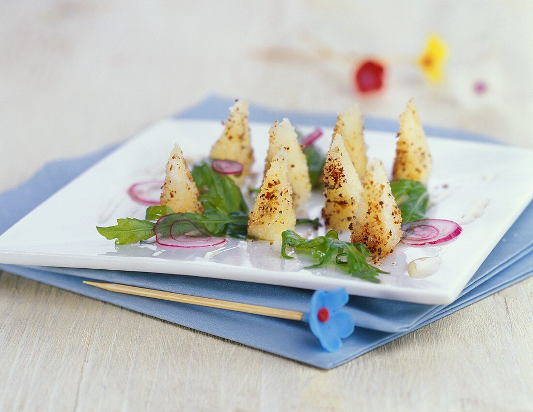 Rucola mit Butterkäsepralinen