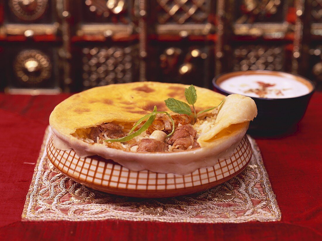 Lucknowi Biryani (Reisgericht mit Dumpukh-Garmethode, Indien)