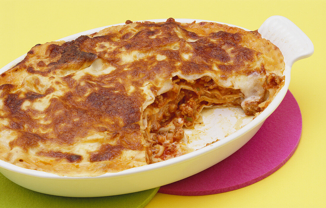 Lasagne mit Hackfleisch in Auflaufform