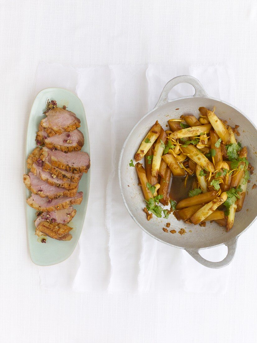Stir-fried asparagus with duck breast