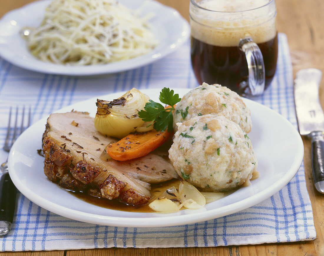 Roast pork with bread dumplings