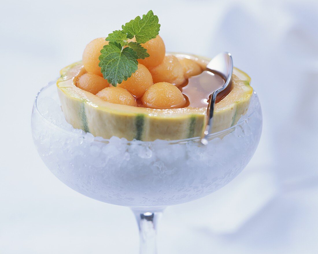 Melon balls with sherry