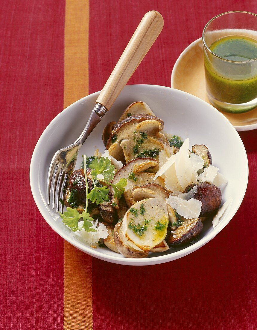 Gebratene Steinpilze mit Parmesan und Petersilienöl