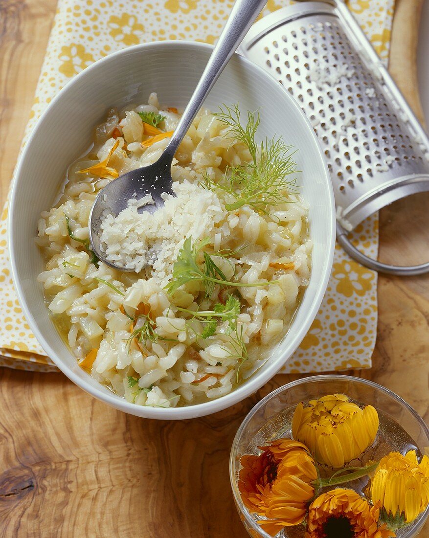 Fennel risotto with marigolds