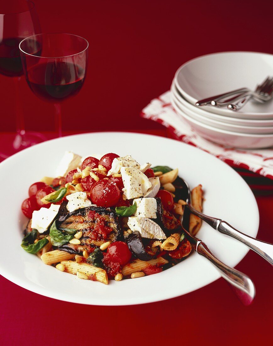 Penne with roasted vegetables and goat's cheese