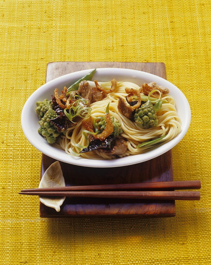 Mie noodles with fried duck breast and romanesco