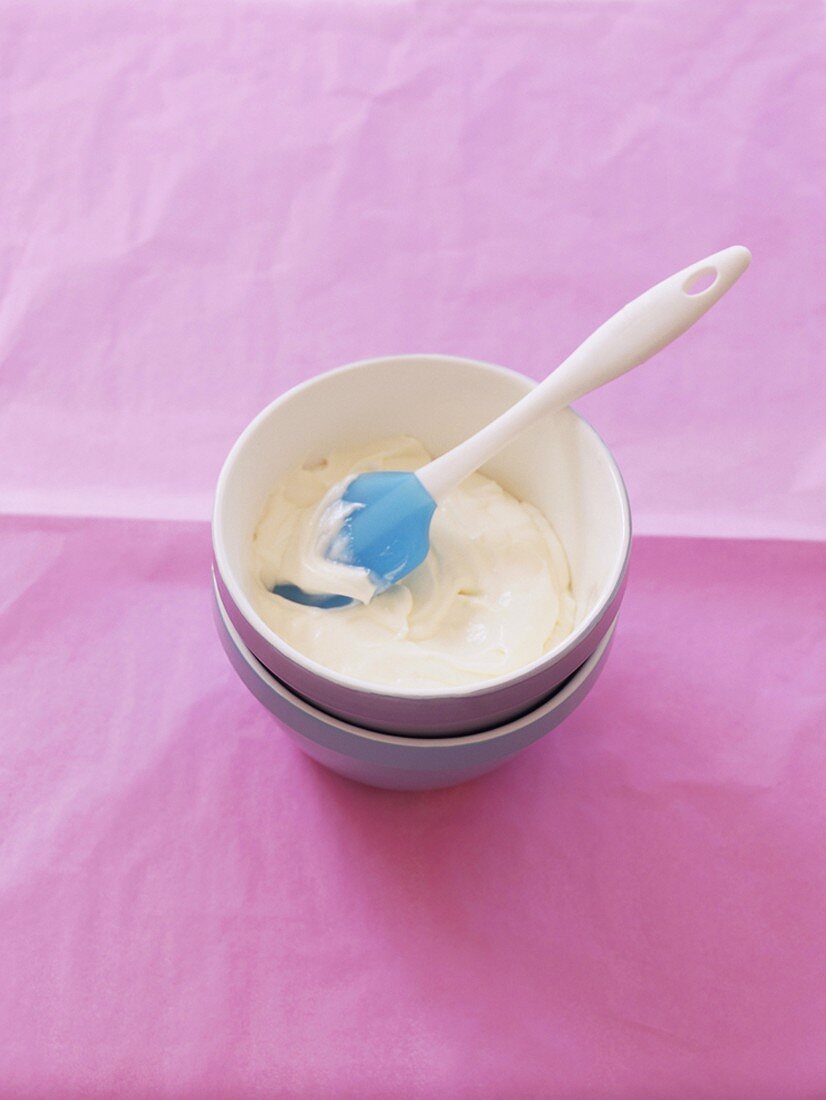 A bowl of quark cream