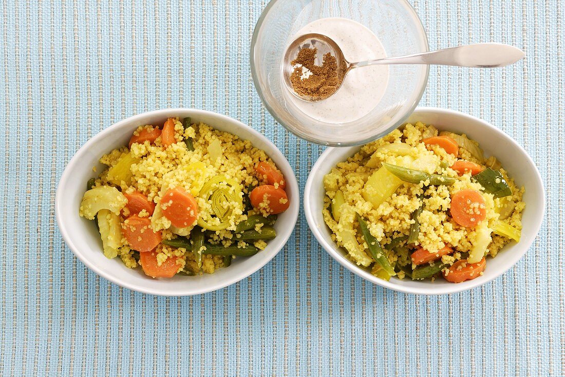 Gemüsecouscous mit Curry und Garam Masala-Sauce