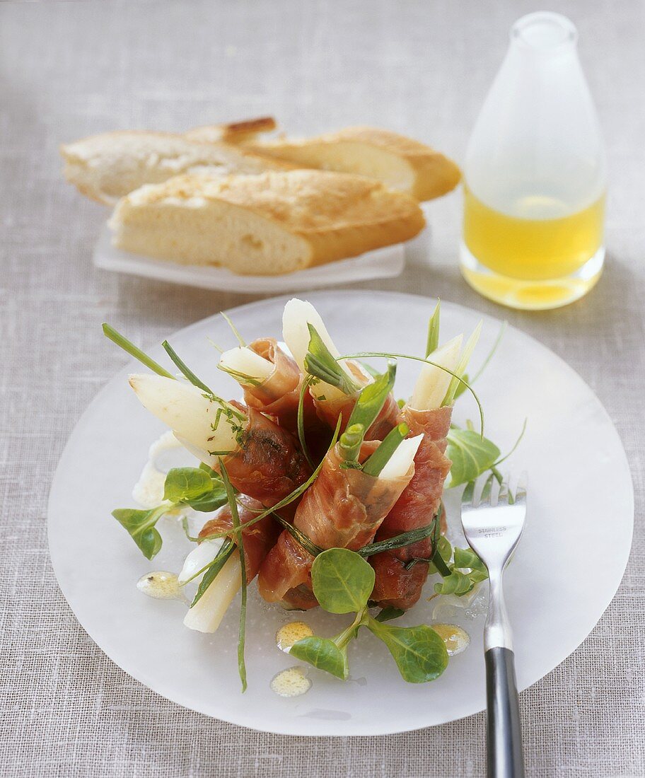 Ham rolls with scorzonera and lemon vinaigrette