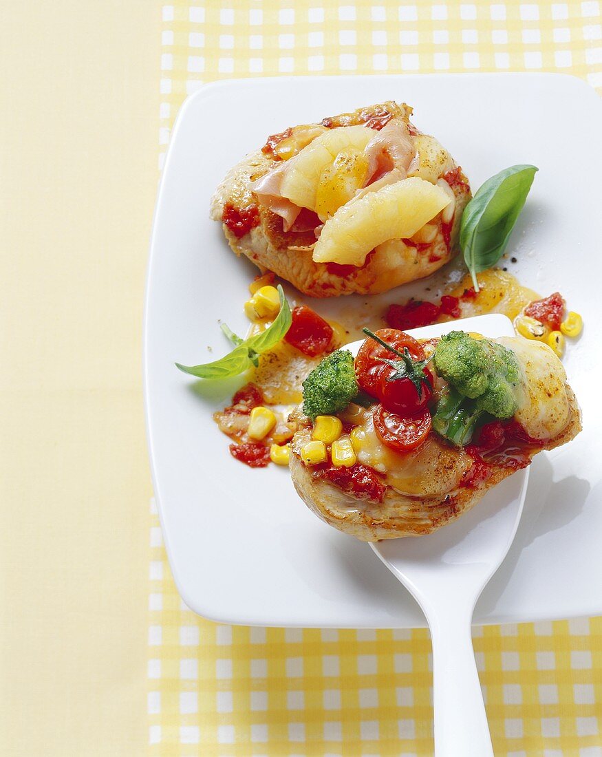 Pizza-style turkey escalopes (with vegetable & Hawaiian toppings)